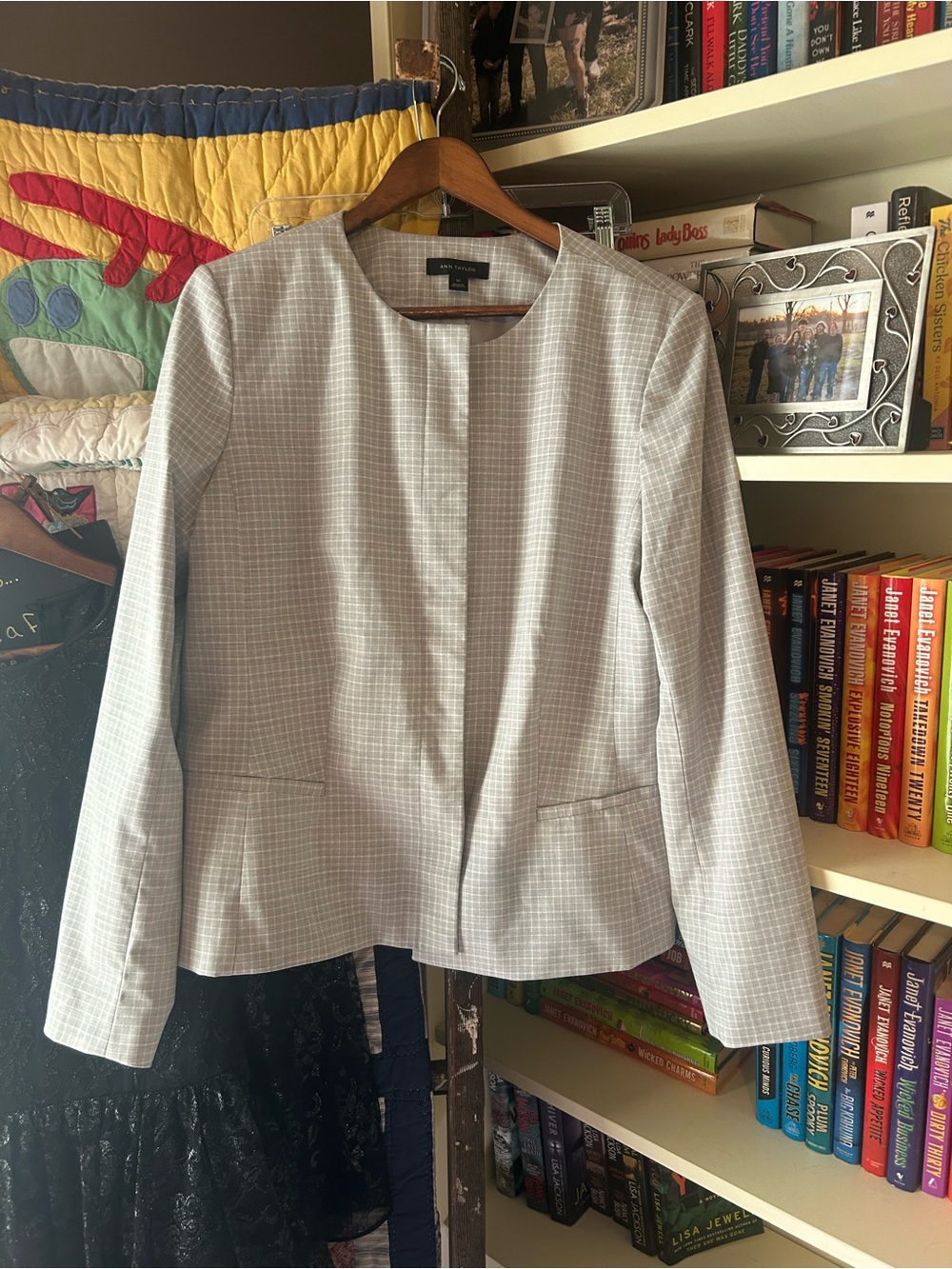 Ann Taylor Light Gray Plaid Collarless Blazer
